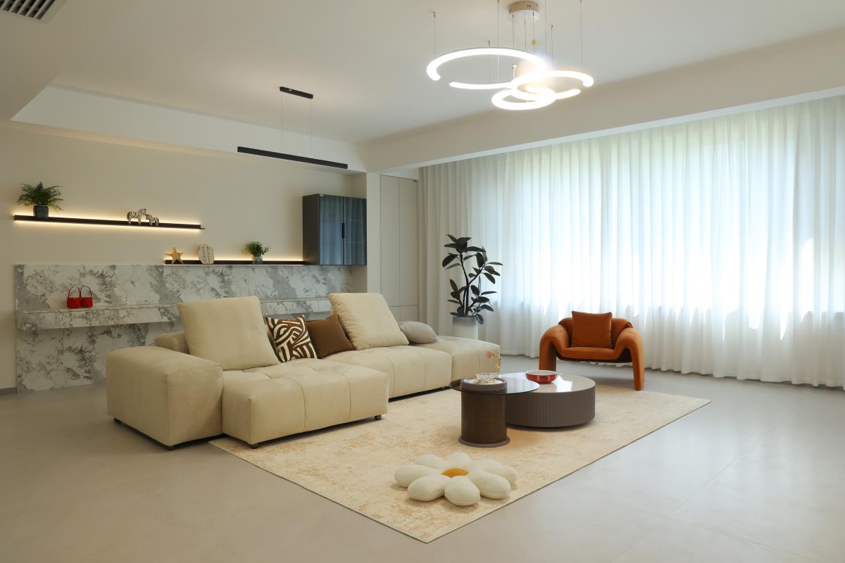 實(shí)景 | 這屆年輕人究竟有多會(huì)??？131㎡現(xiàn)代風(fēng)婚房，審美+功能雙雙在線！